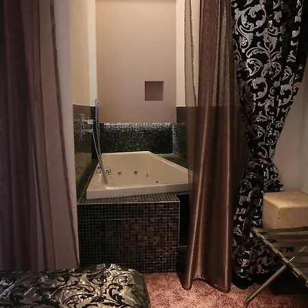 Гостьовий будинок Starlight Luxury Спліт