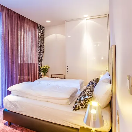 Гостьовий будинок Starlight Luxury 4*
