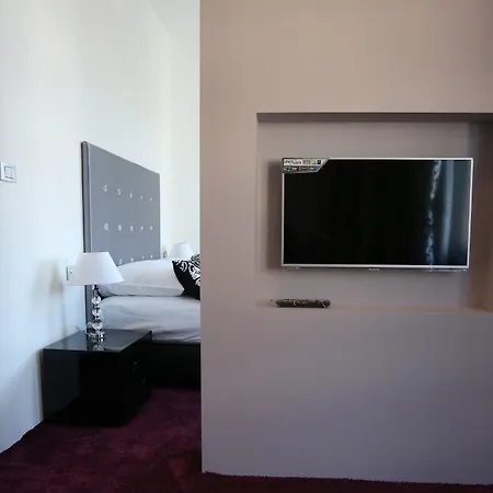 Starlight Luxury 4*