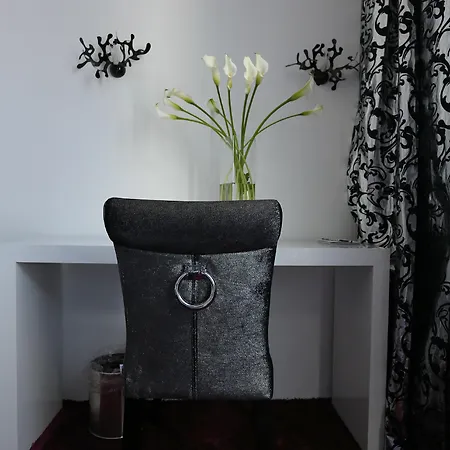 Konukevi Starlight Luxury 4*