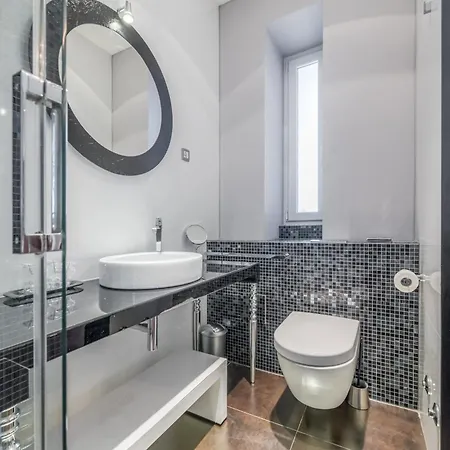 Starlight Luxury Спліт