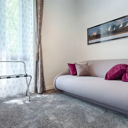 Starlight Luxury 4* Split