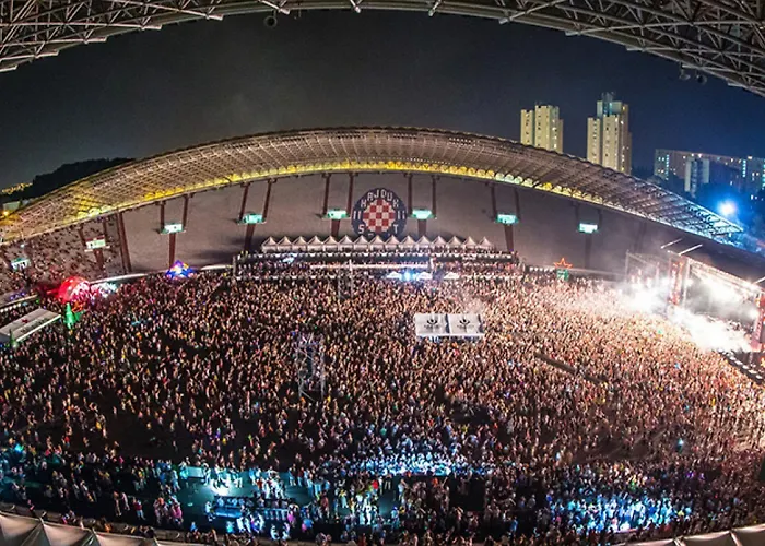 Starlight Luxury Casa de hóspedes 4*