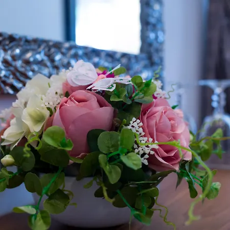 בית הארחה Starlight Luxury ספליט