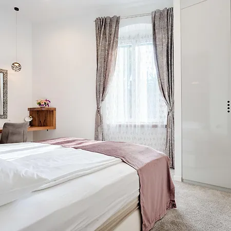 Gasthuis Starlight Luxury Split