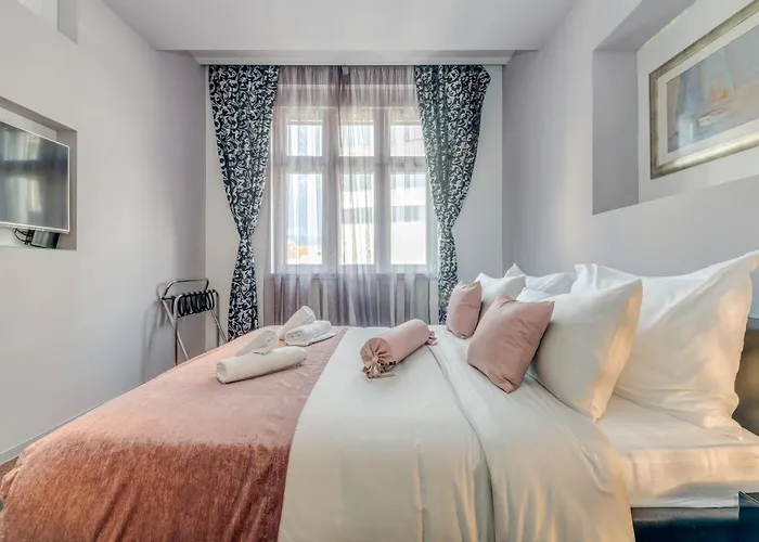 Guest house Starlight Luxury 4*