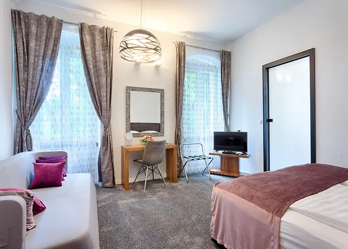 Starlight Luxury Guest house