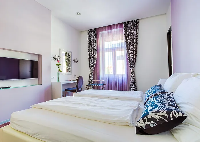 Starlight Luxury 4* Split