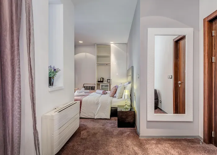 Starlight Luxury Guest house Split