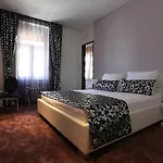 Starlight Luxury 4*
