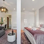 Starlight Luxury Konukevi Split